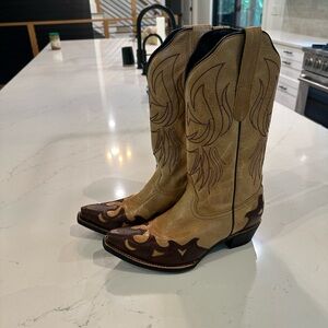 Tan with Brown Flame Cowboy/cowgirl boots